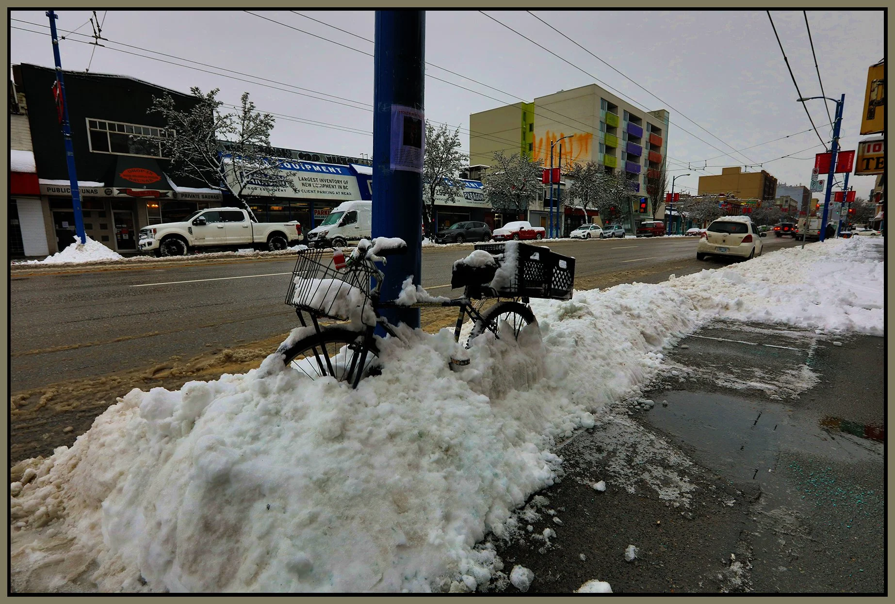 Bicycle in Snow_Jan 6_2022_HDR_5A6502_peExpMrg_4x6s.jpg