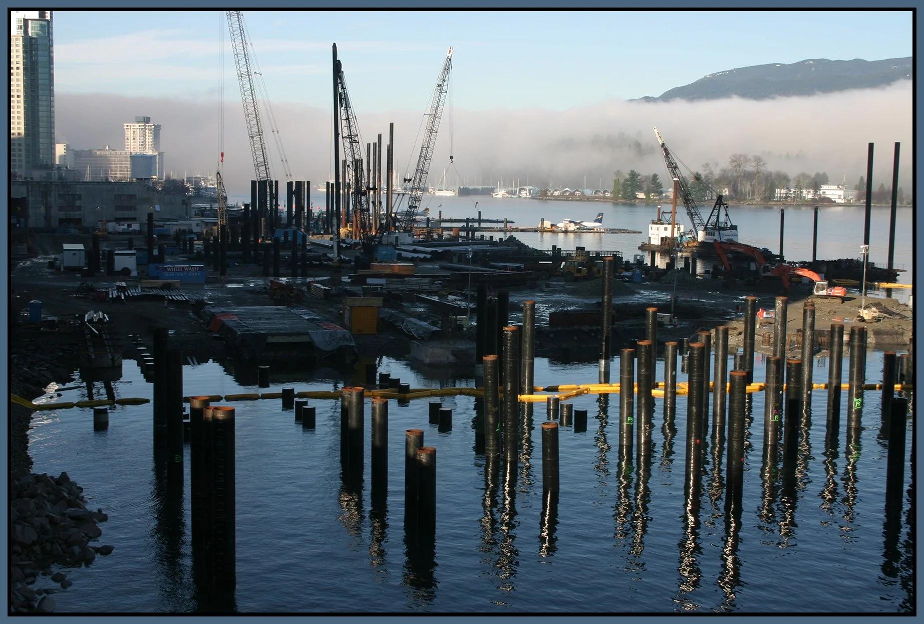 Coal Harbor Const_Dec 10_2005_4926_4x6s.jpg