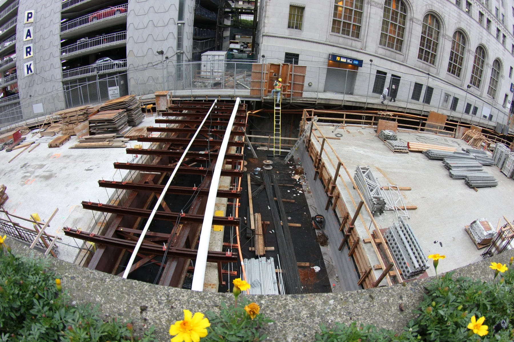 Granville Dig Sep 2 08_1813_4x6.jpg