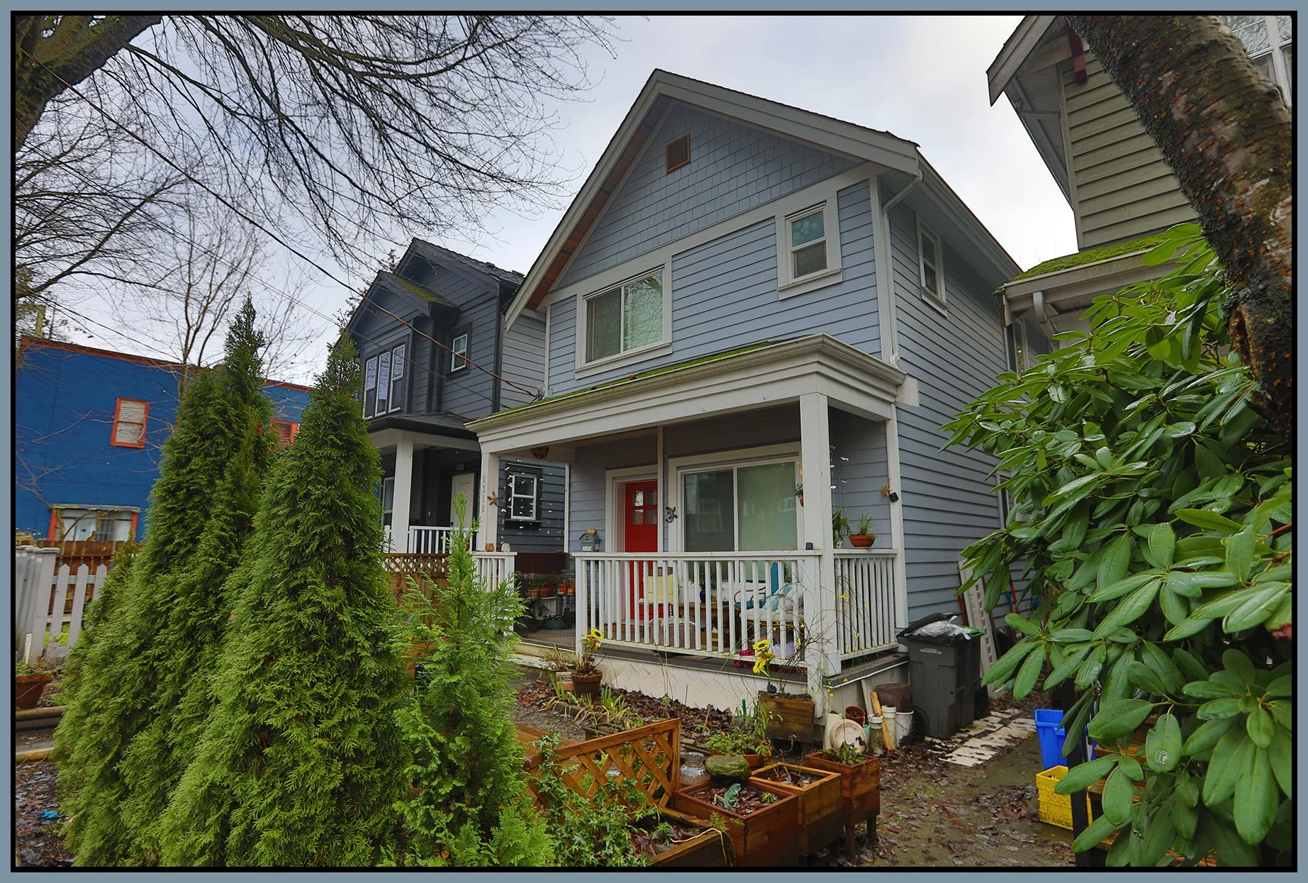 1318 Victoria Dr_Jan 8_2025_HDR_5E7349_4x6s.jpg