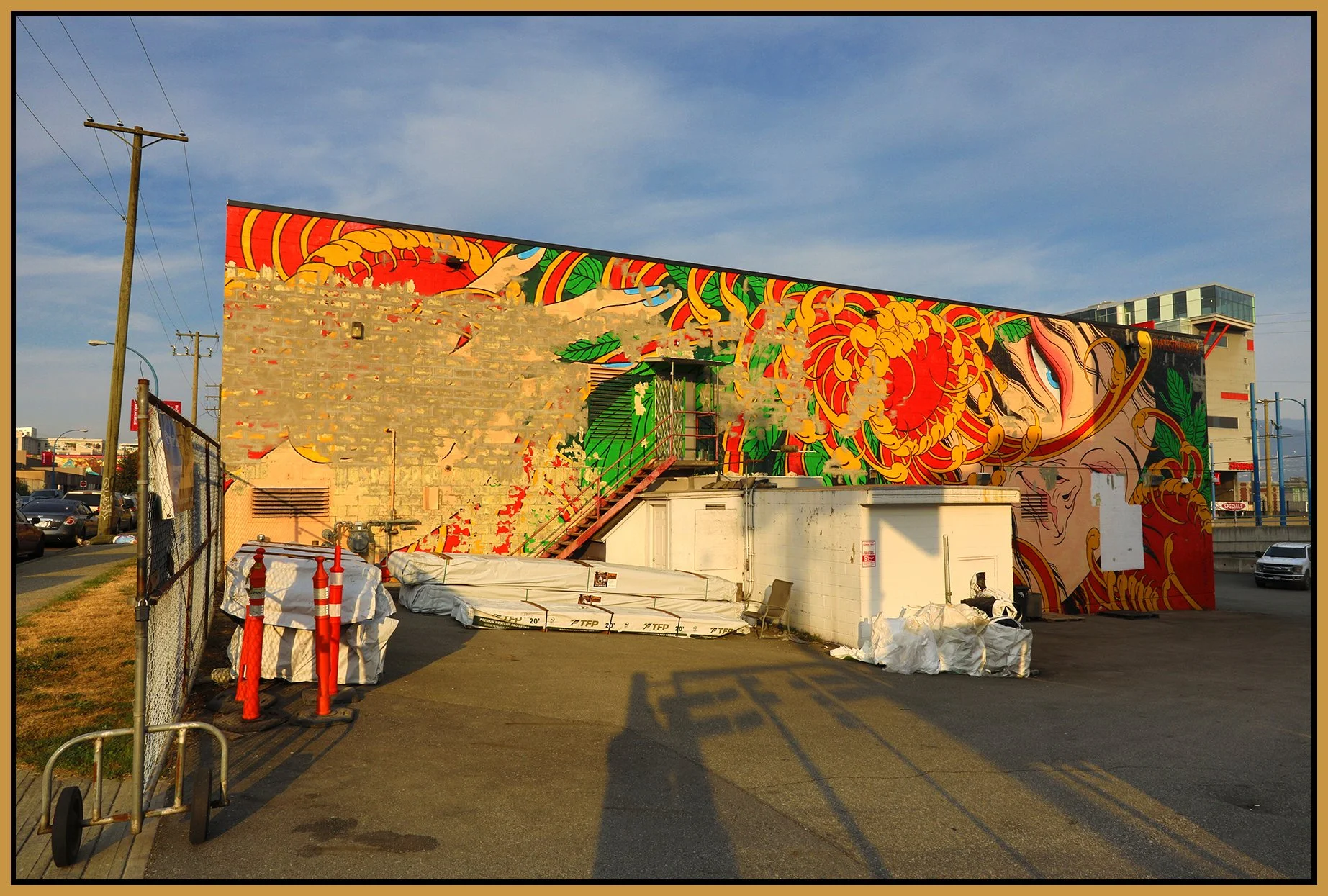 876 Powell St Mural_Oct 7_2022_HDR_5C0894_4x6s.jpg