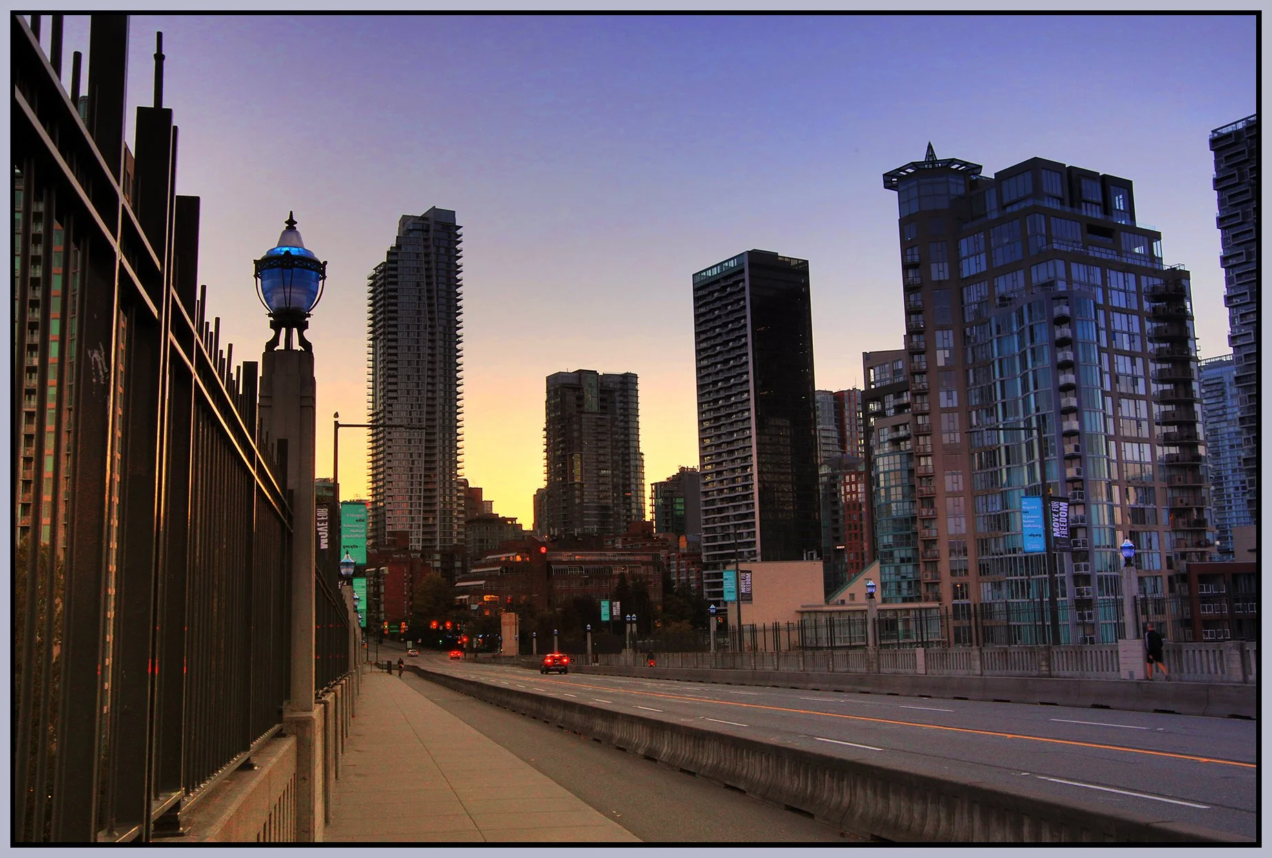 Burrard Bridge LkgN_Sep 8_2022_HDR_4H2095_peW&Cc_4x6s.jpg