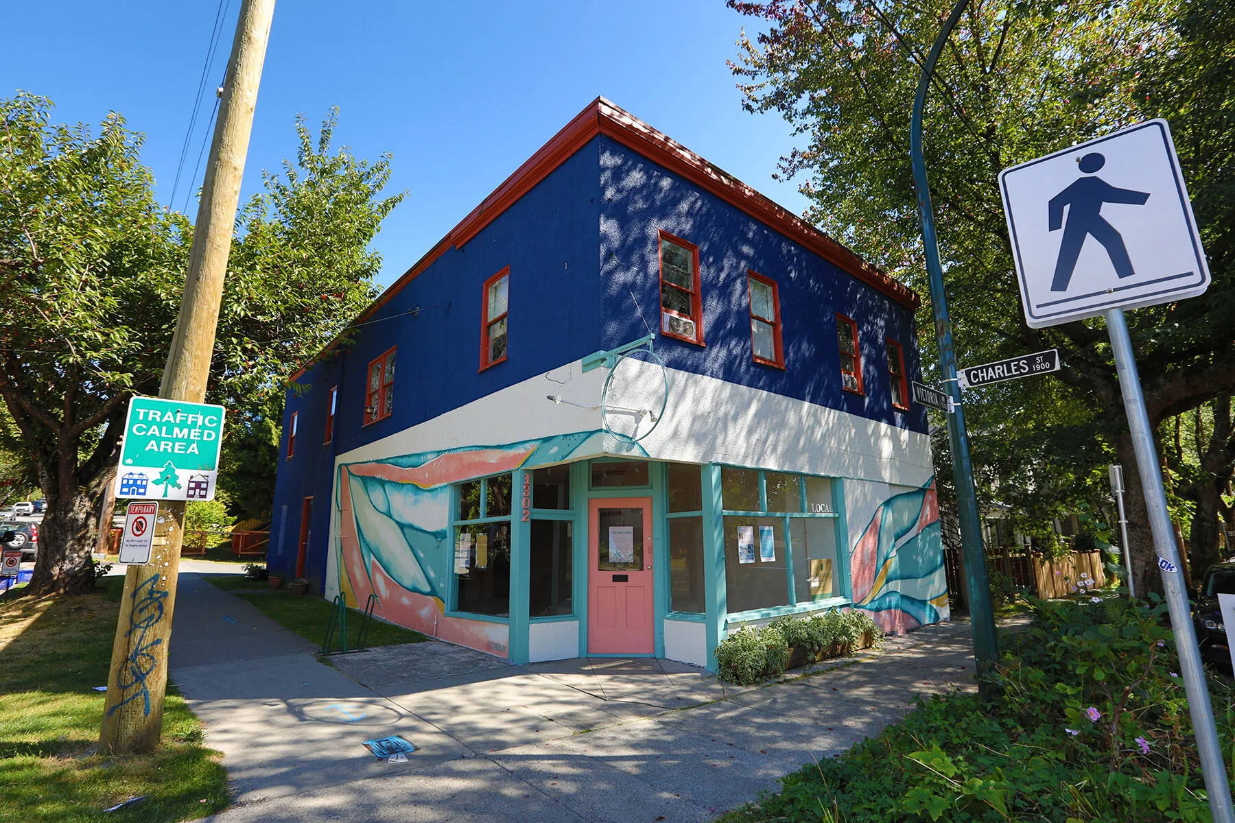 1302 Victoria Dr Mural_Aug 18_2020_HDR_4G1437_4x6.jpg