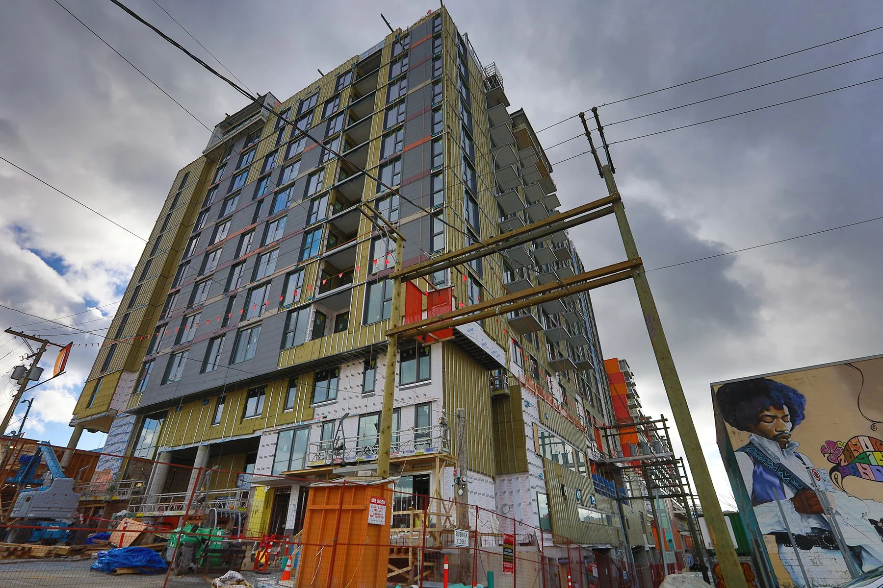 330 Raymur Const_Mar 16_2025_HDR_F0976_4x6.jpg