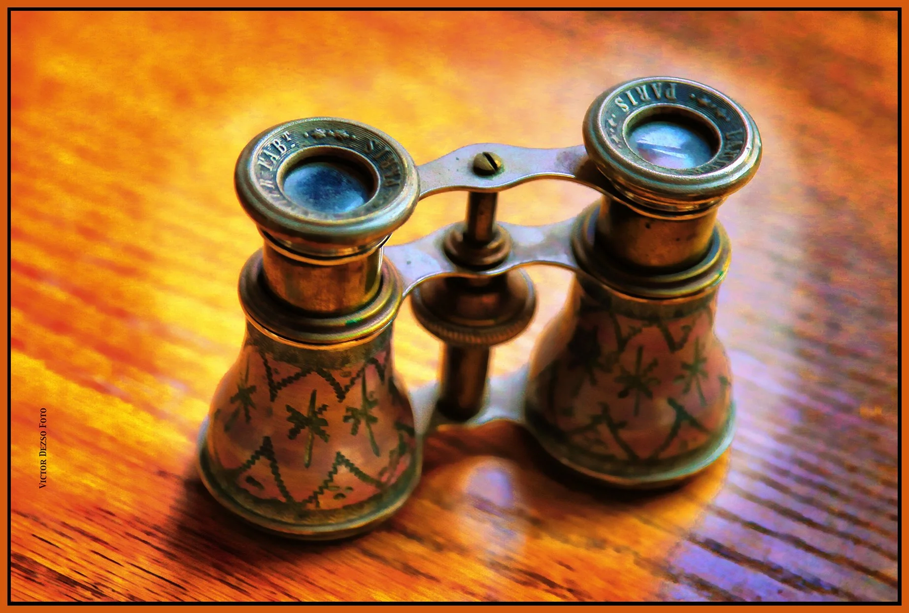 Lamier Paris Binoculars_Sep 21_2023_HDR_4H8570_peWater_ShdngCntrst_4x6s.jpg