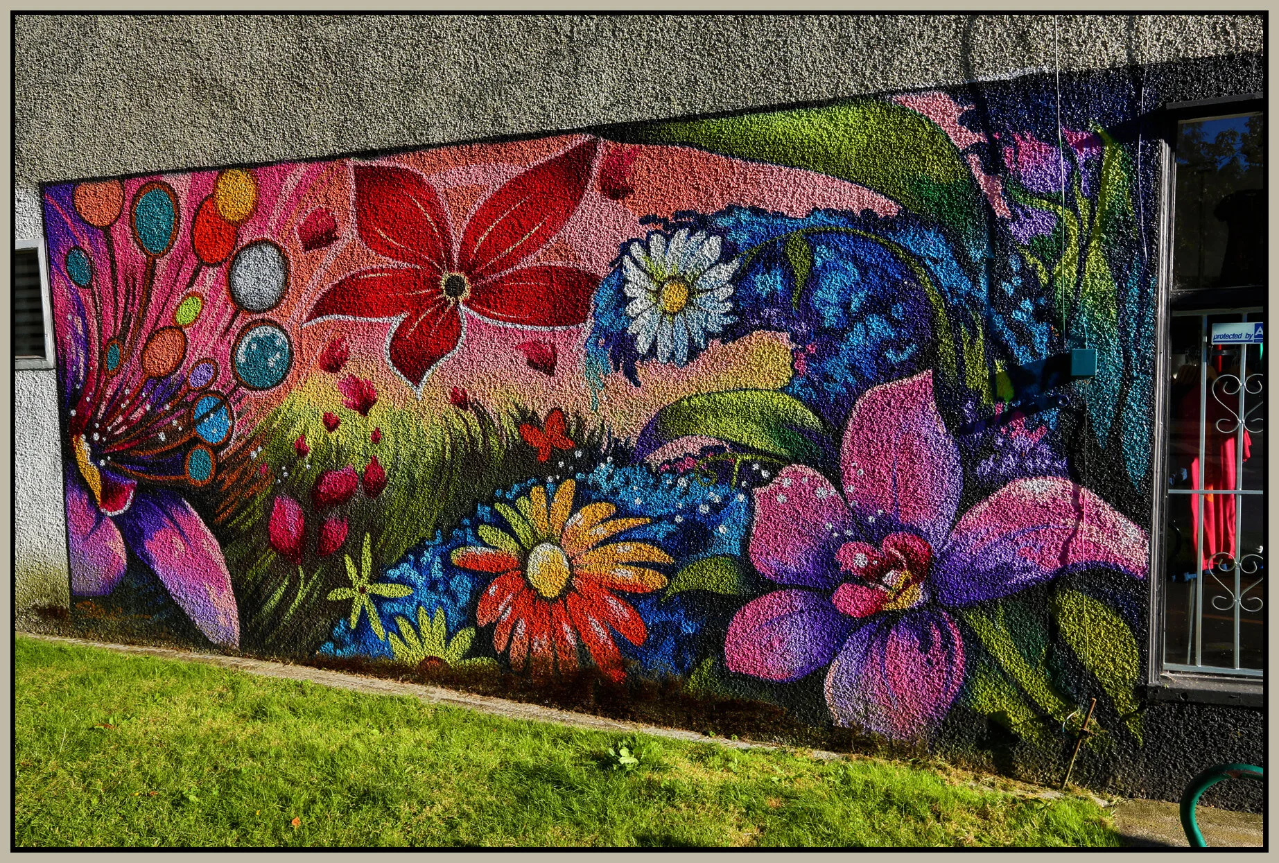 Victoria Mural_Jul 14_2013_HDR_B3077_4x6s.jpg