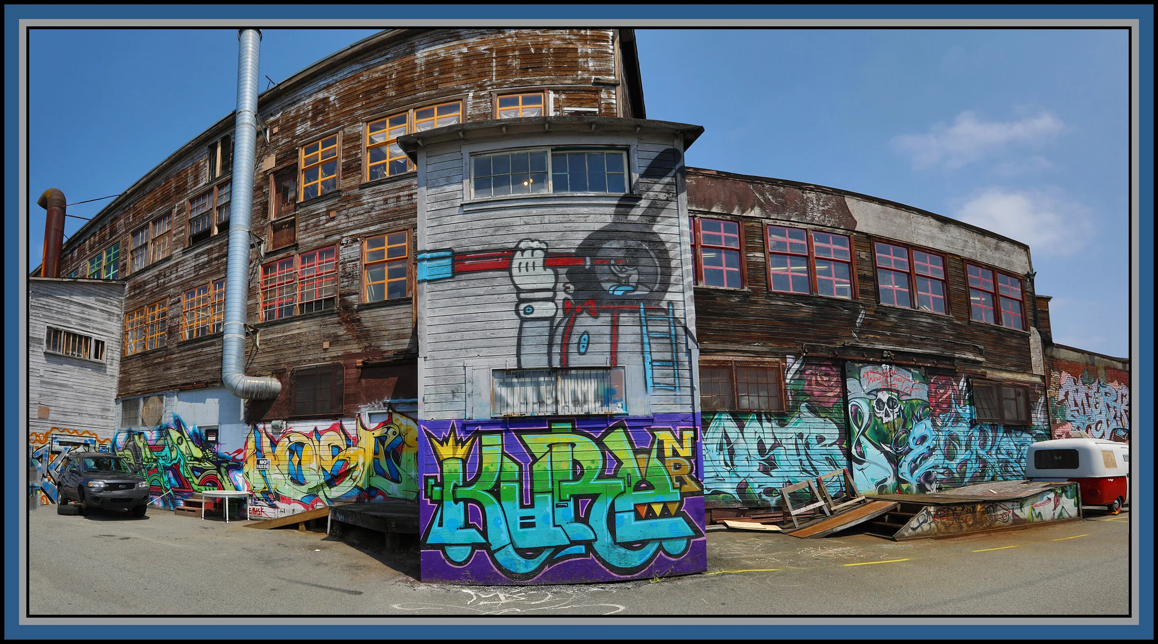 1000 Parker Alley Graffiti_May 28_2019_HDR_Pan_E6724_1_4x7s.jpg