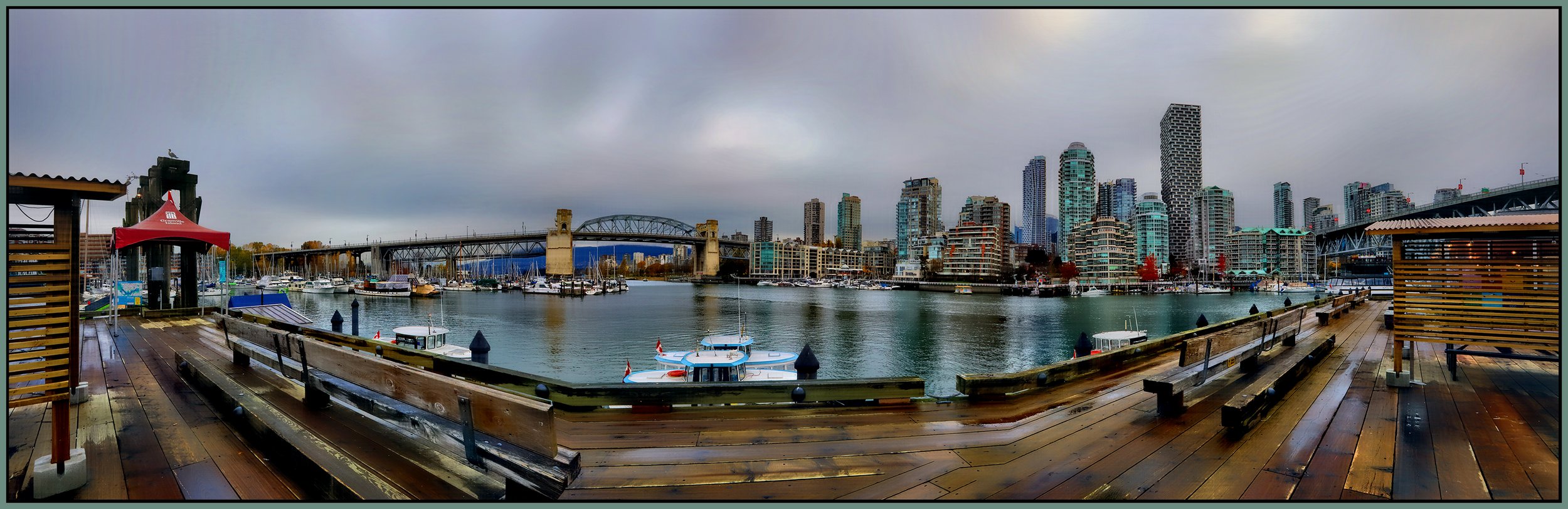 Granville Island LkgNW_Nov 9_2021_HDR_Pan_5A0244_peHdr2013_1_4x13s.jpg