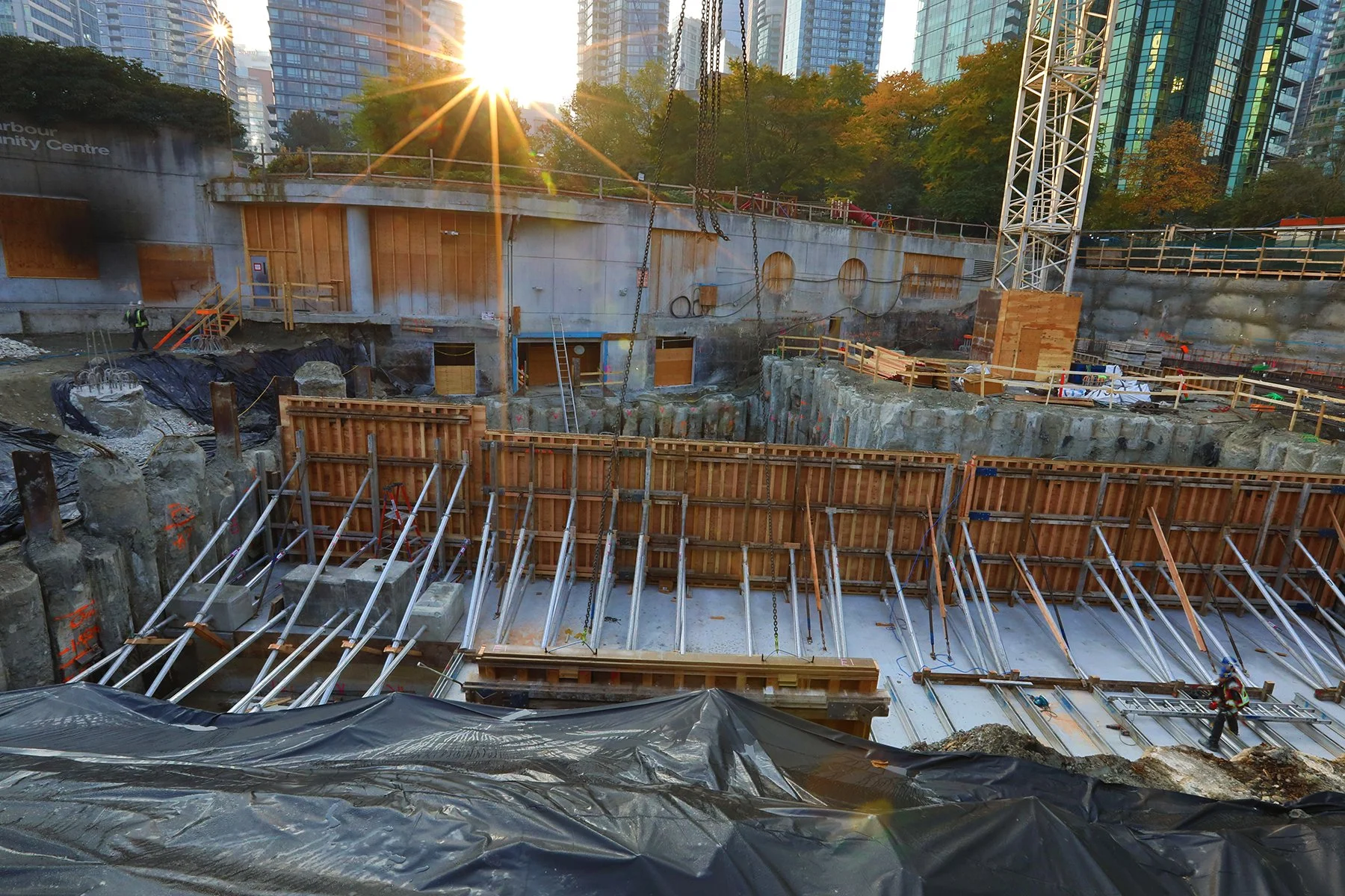 Coal Harbour Const_Oct 18_2022_HDR_5C3796_4x6.jpg