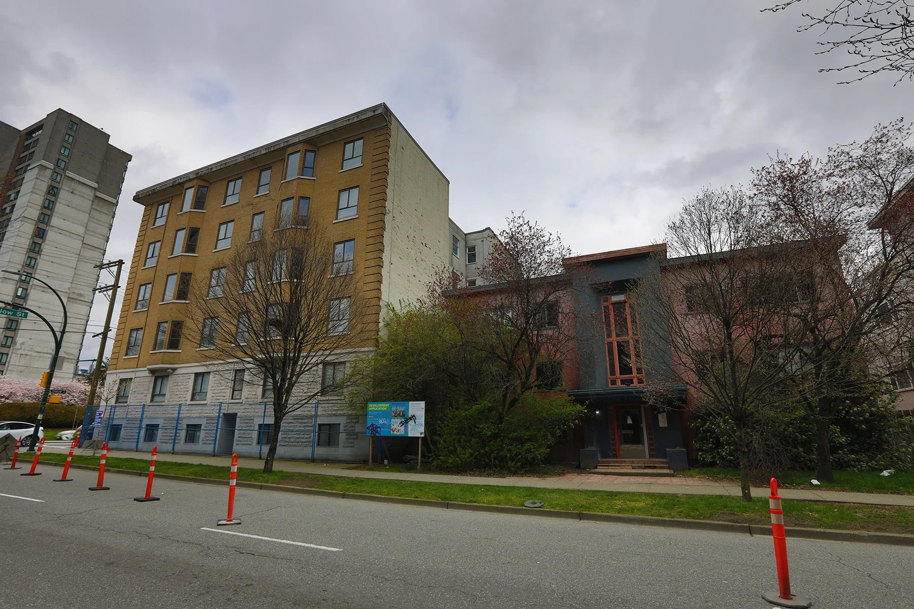 1075 Nelson St Const_Apr 13_2023_HDR_5D7191_4x6.jpg