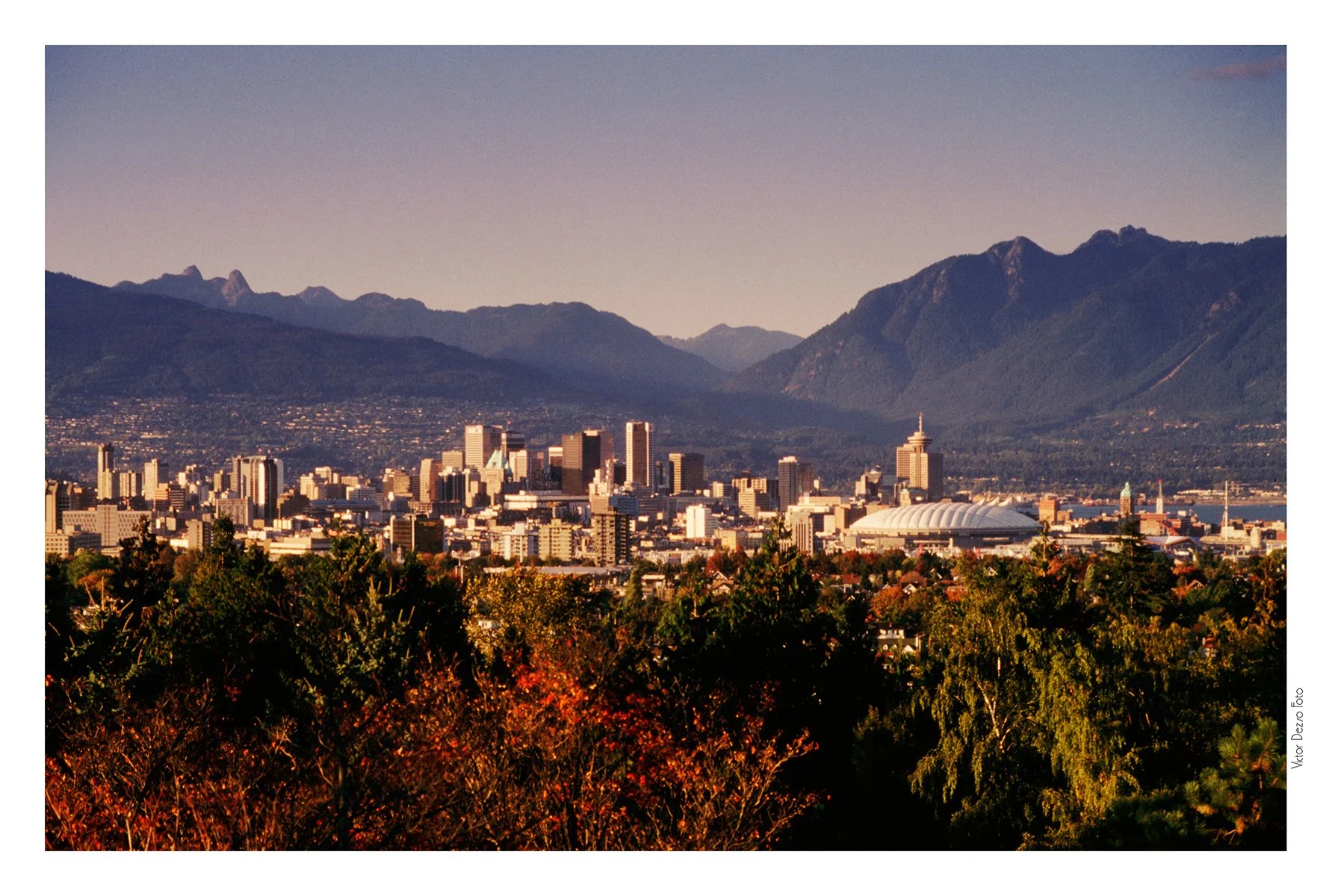 Vancouver from Queen E Pk_1986_4x6.jpg
