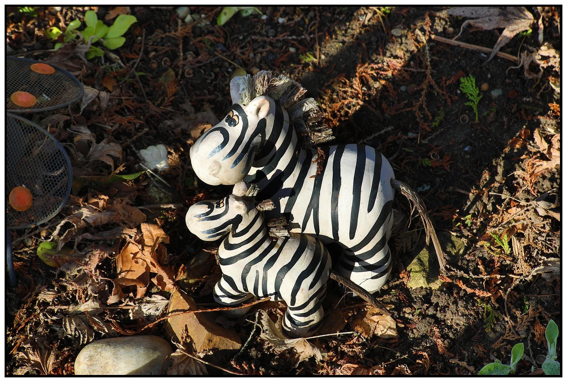 2715 Yale St Knick-Knacks_Feb 4_2024_HDR_5E3868_4x6s.jpg