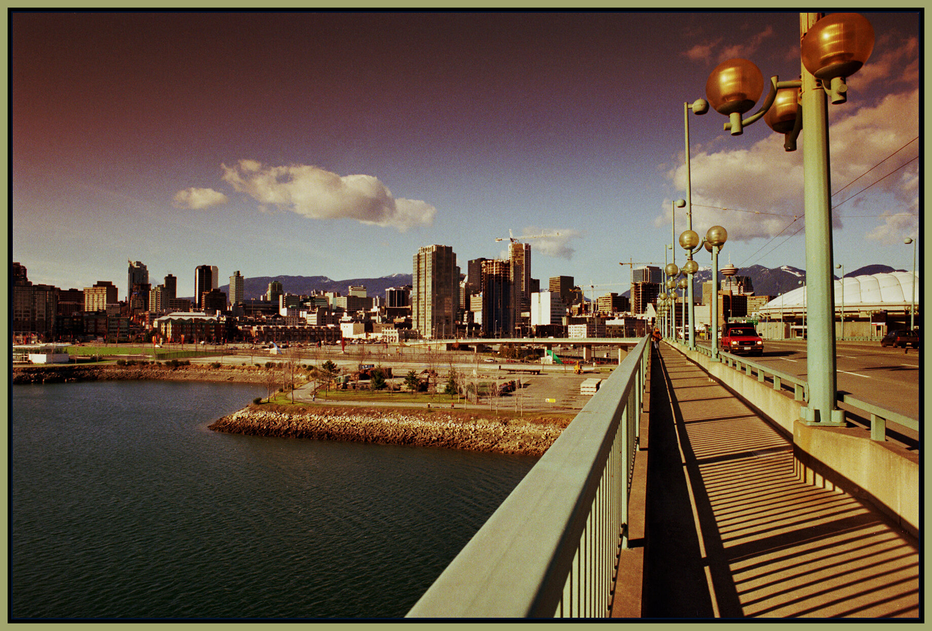 LkgN on Cambie Br_Mar 1994_4x6s.jpg