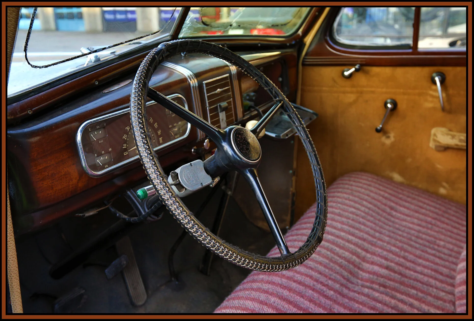 Chevy at AxleAlley_Oct 15_2015_HDR_H5165_4x6s.jpg