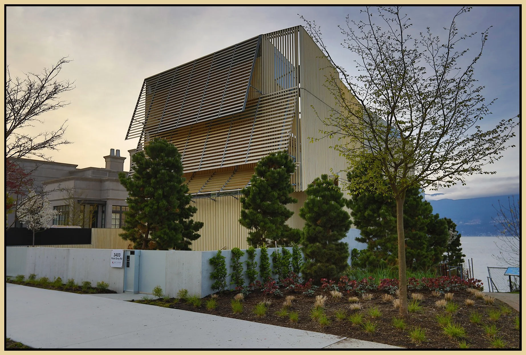 3403 Point Grey Rd_Apr 26_2023_HDR_5D7718_4x6s.jpg