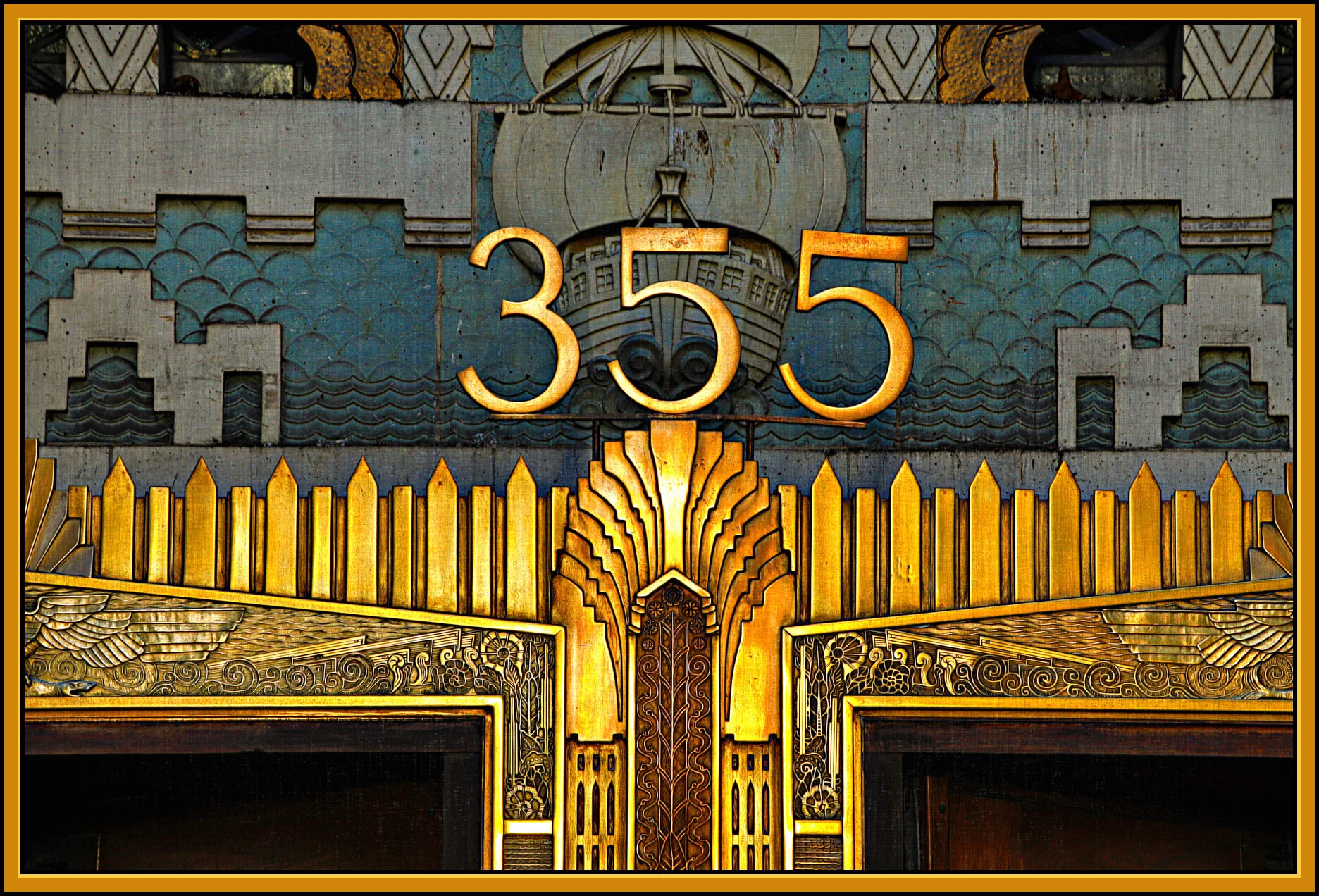 355 Burrard St_Vancouver_Dec 27_2016_HDR_A3806_peMuseumM2_4x6s.jpg