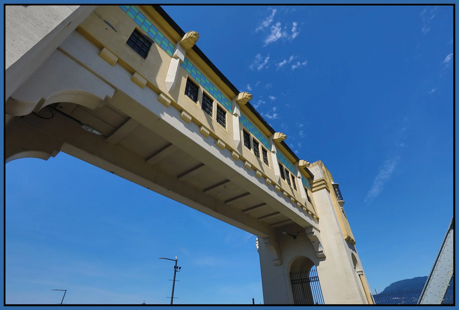 Burrard Bridge_May 10_2020_HDR_4F8289_4x6s.jpg