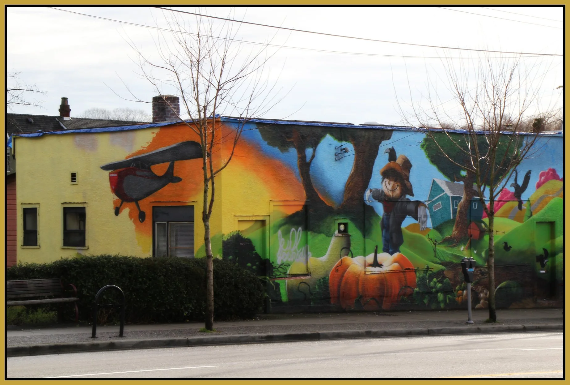 Commercial Dr Mural_Jan 23_2011_0713v_4x6s.jpg