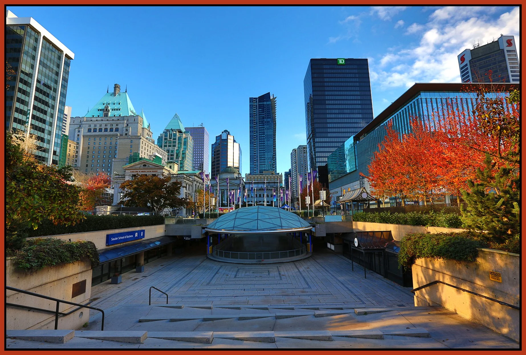 Robson Sq LkgN_Nov 3_2015_HDR_H9617_4x6s.jpg