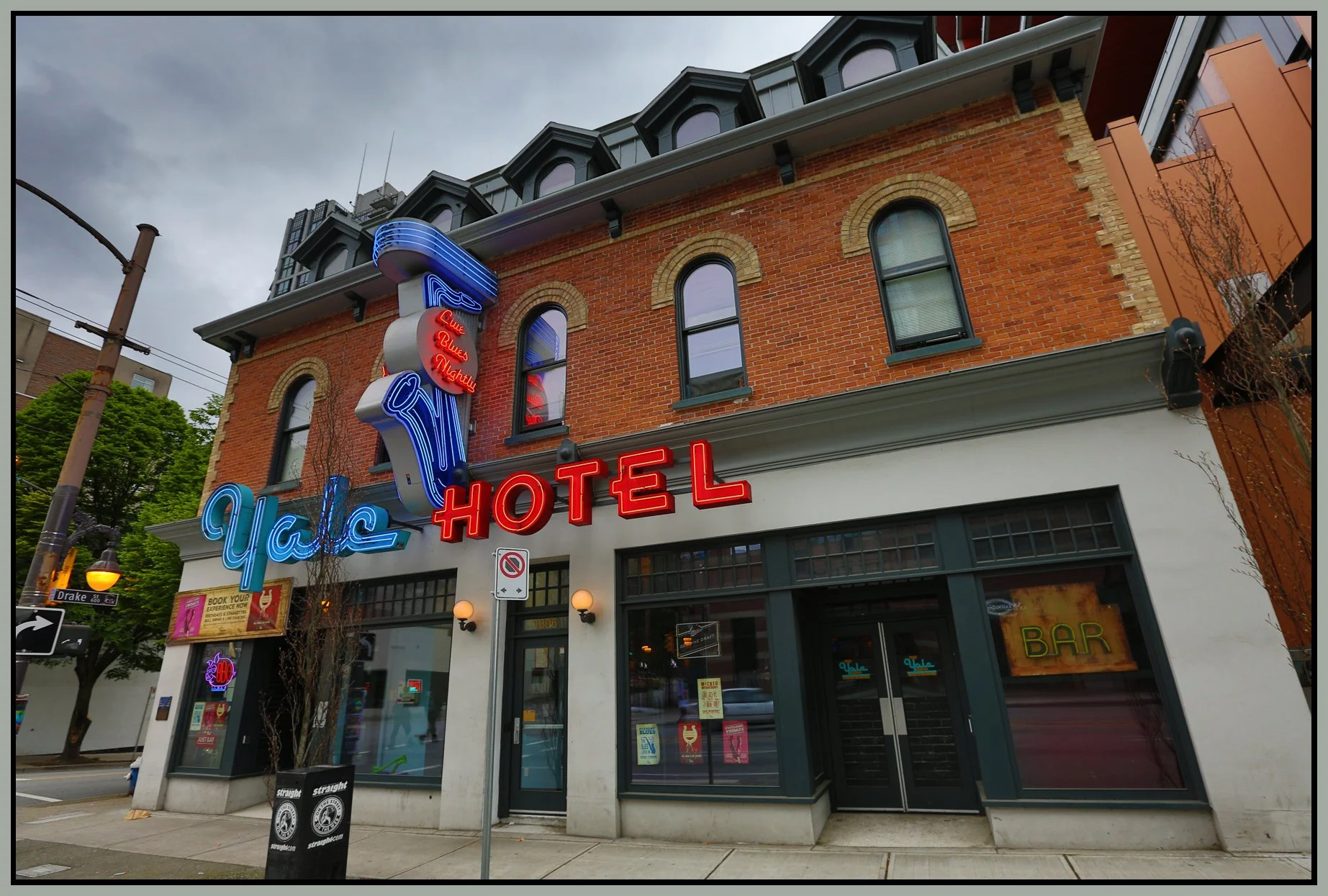 Yale Hotel on GrMall_Apr 23_2016_HDR_K4871_4x6s.jpg