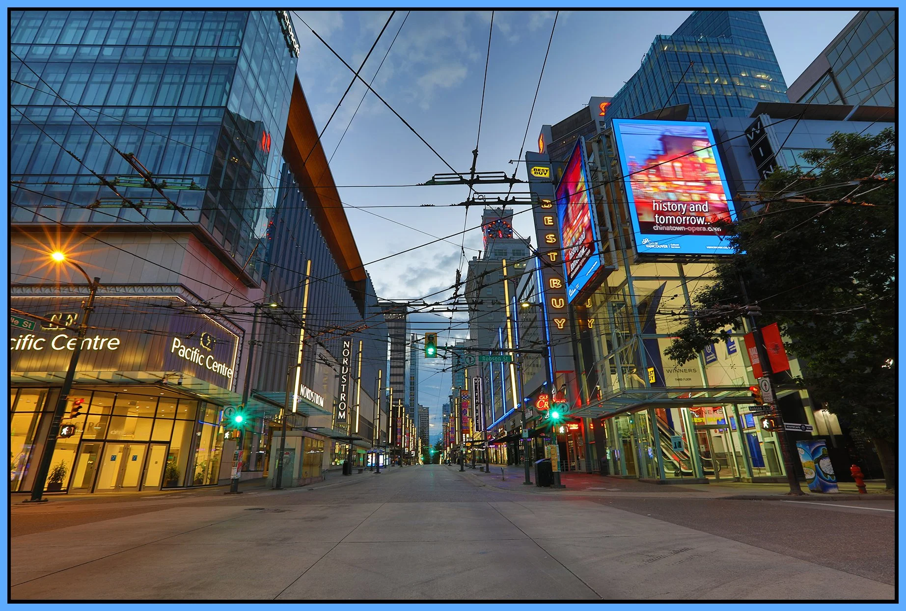 798 Granville St at Robson_Aug 11_2022_HDR_5B5527_4x6s.jpg