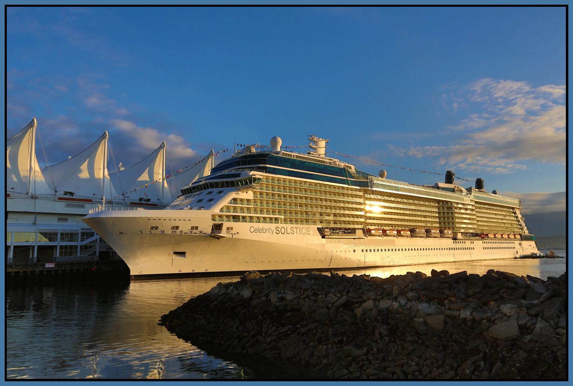 Canada Place Ship_Sep 22_2015_HDR_H6462_4x6s.jpg