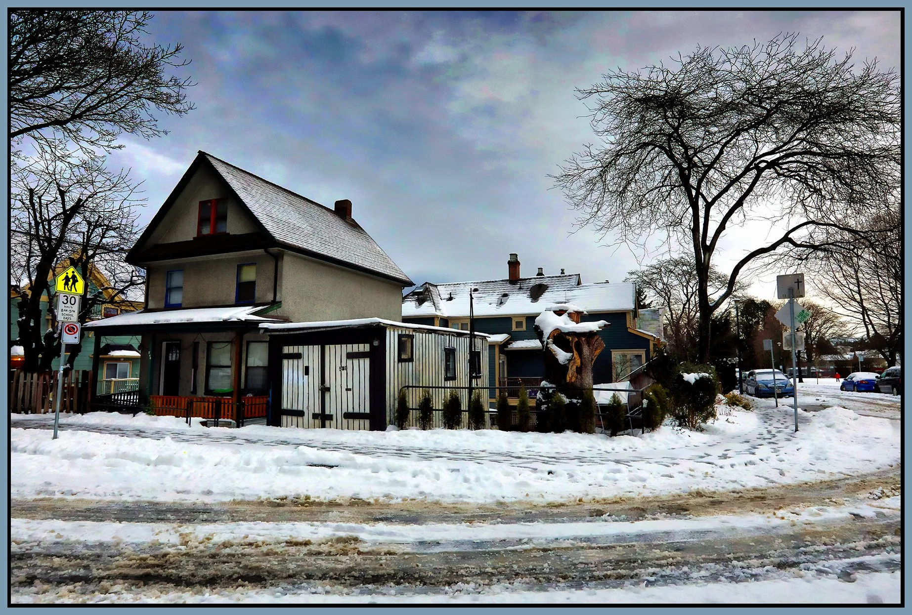 580 Heatley St in Snow_Jan 2_2020_HDR_5A6062_peDramaticDrkLnscp_Hypreal_4x6s.jpg