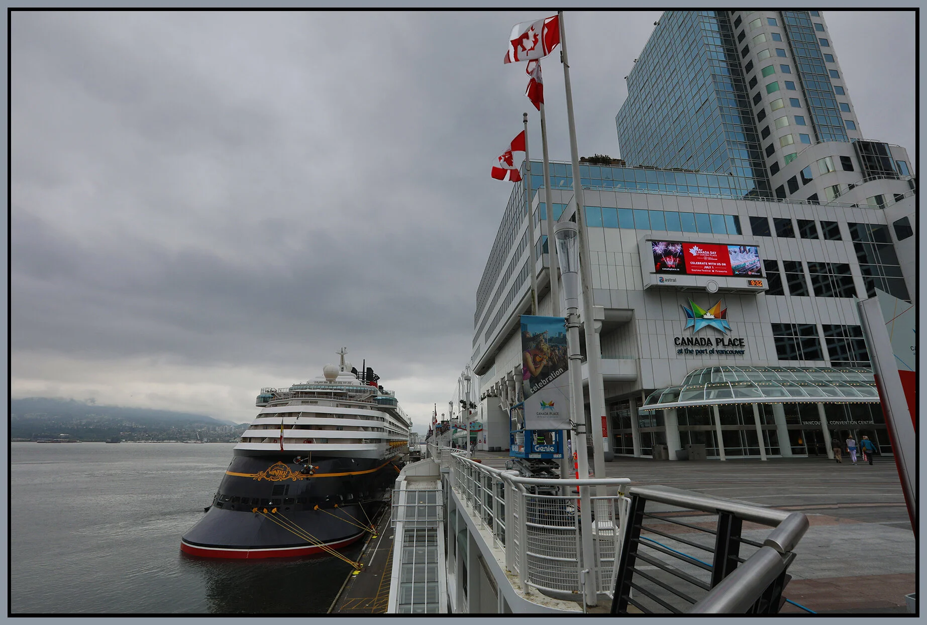 Canada Place Ship_Jun 24_2019_HDR_E3484_4x6s.jpg