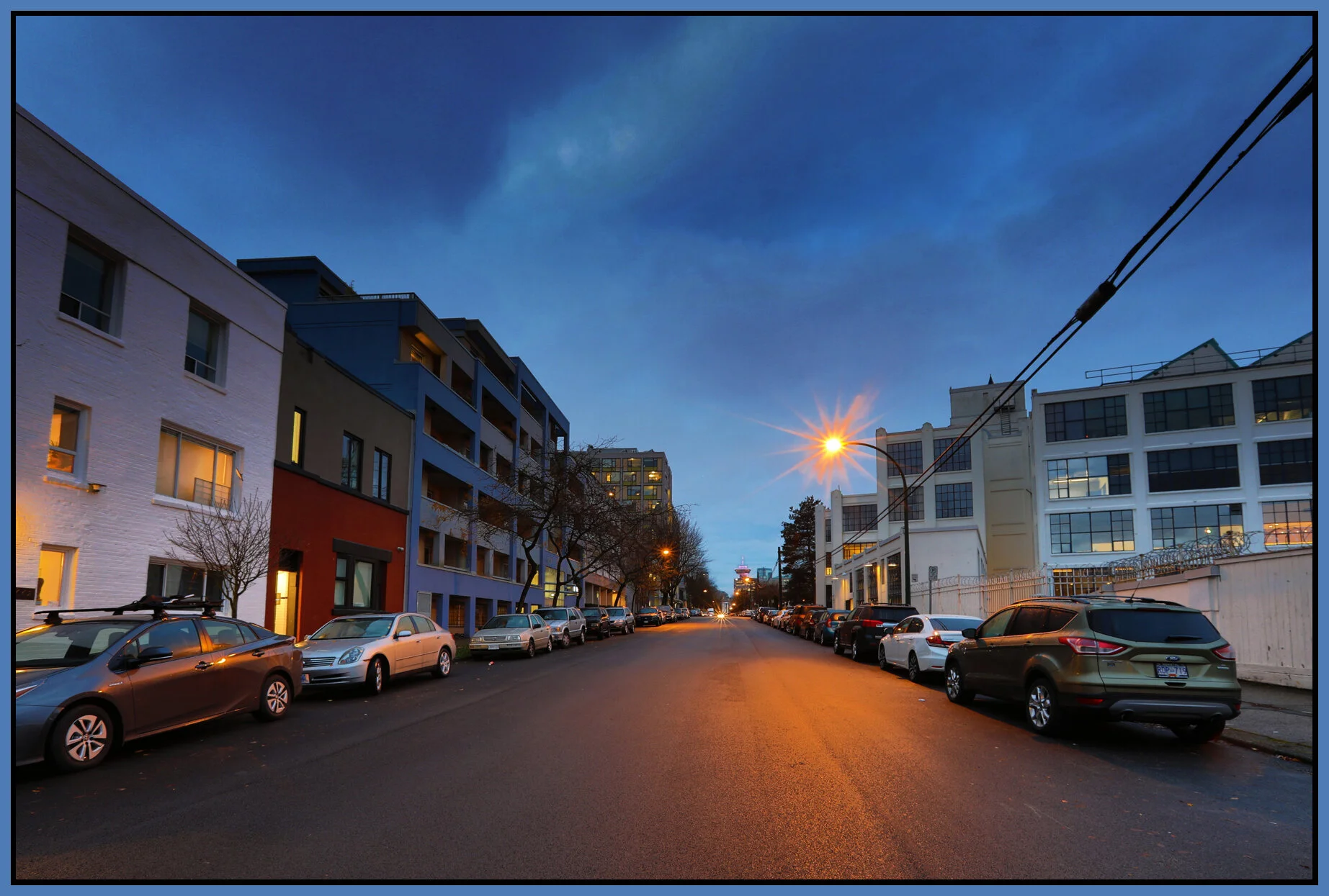 652 Alexander St LkgEW_Nov 17_2017_HDR_B0195_peImpSunset_4x6s.jpg