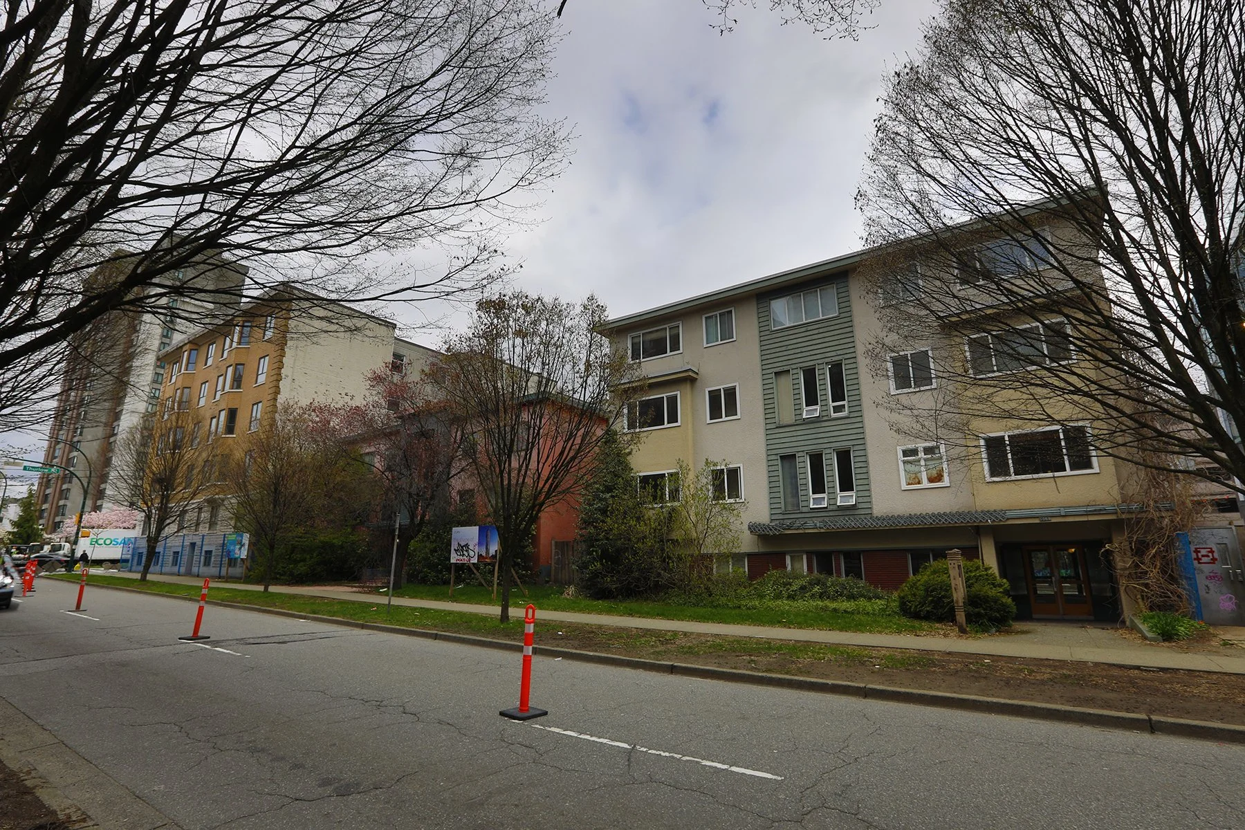 1059 Nelson St Const_Apr 13_2023_HDR_5D7183_4x6.jpg