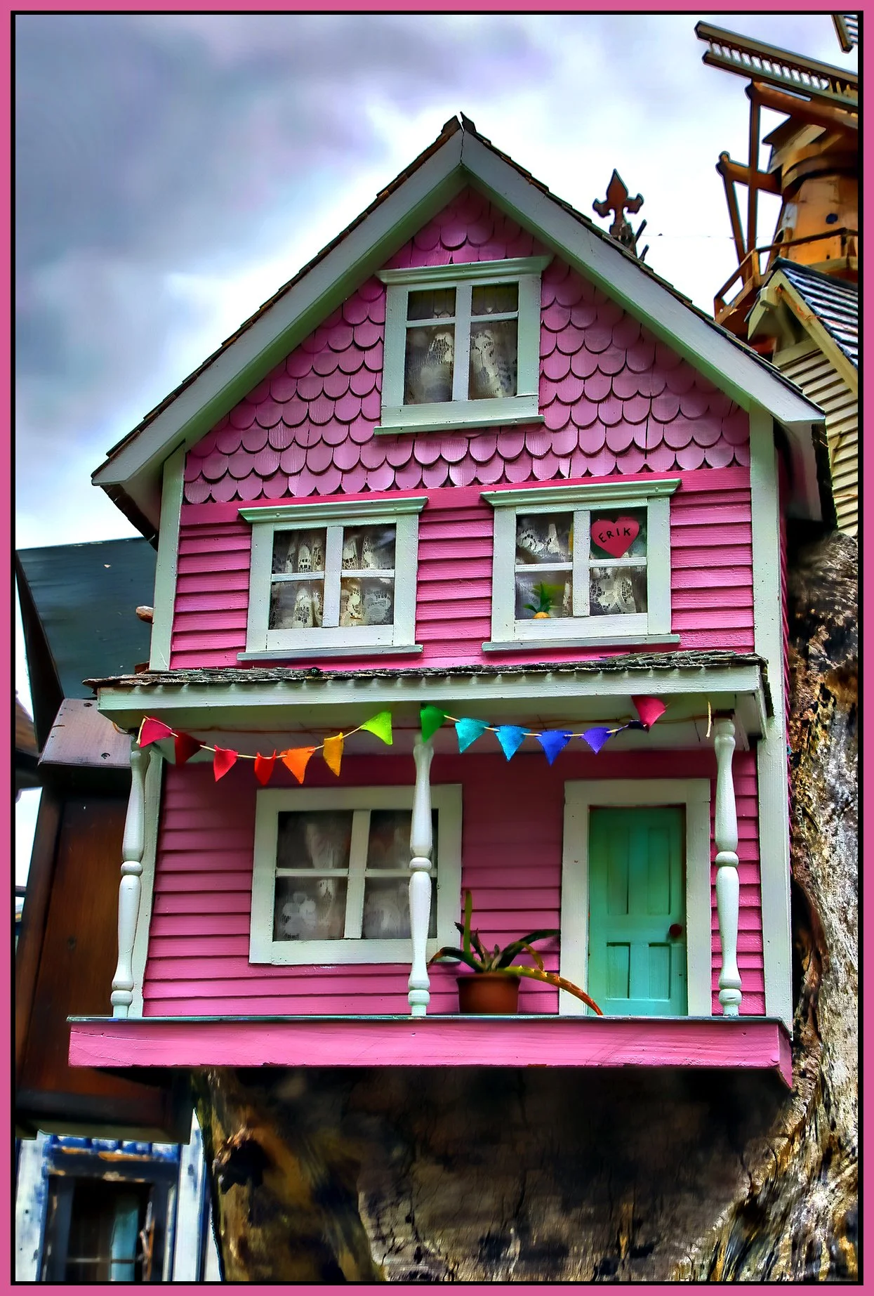 580 Heatley Tree House_Aug 14_2025_HDR_4K1048_peHdr2013_1_4x6s.jpg