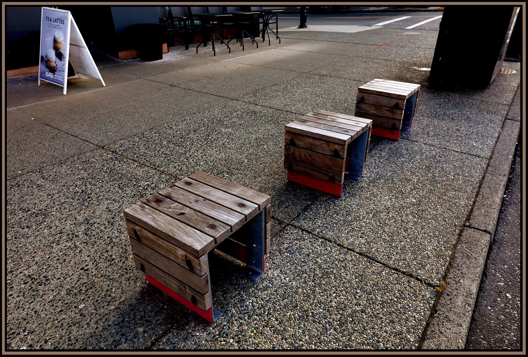Benches on Robson_Mar 10_2019_HDR_E5330_peCs_4x6s.jpg