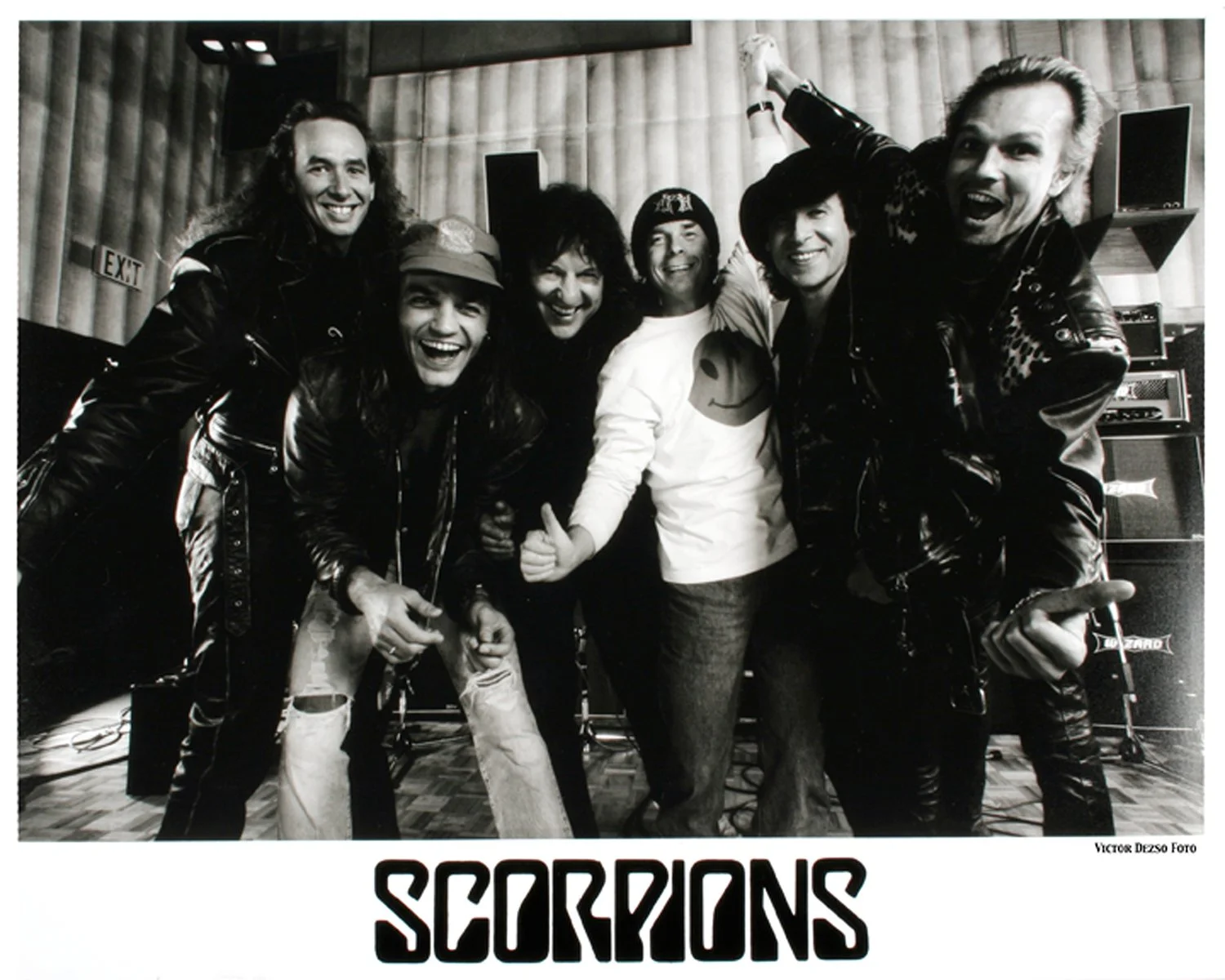 Scorpions_5764_4x5.jpg
