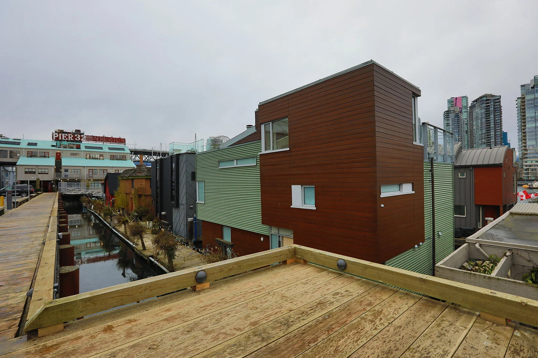 Granville Is House Boats_Feb 18_2021_HDR_5A1113_4x6.jpg