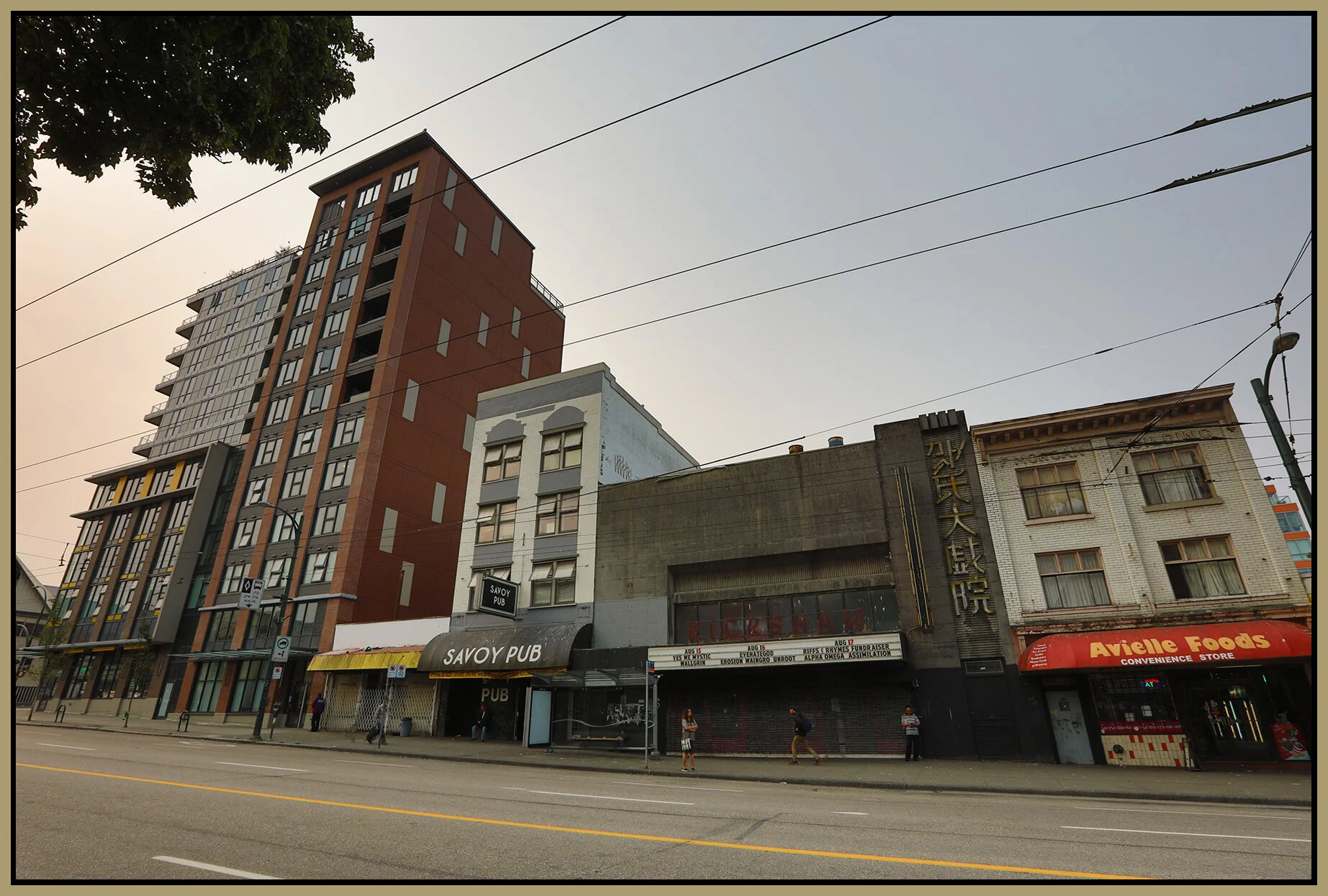 298 E Hastings_Aug 18_2018_HDR_D3178_4x6s.jpg