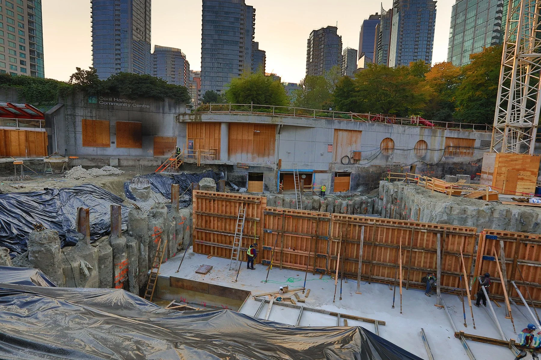 Coal Harbour Const_Oct 17_2022_HDR_5C3732_4x6.jpg