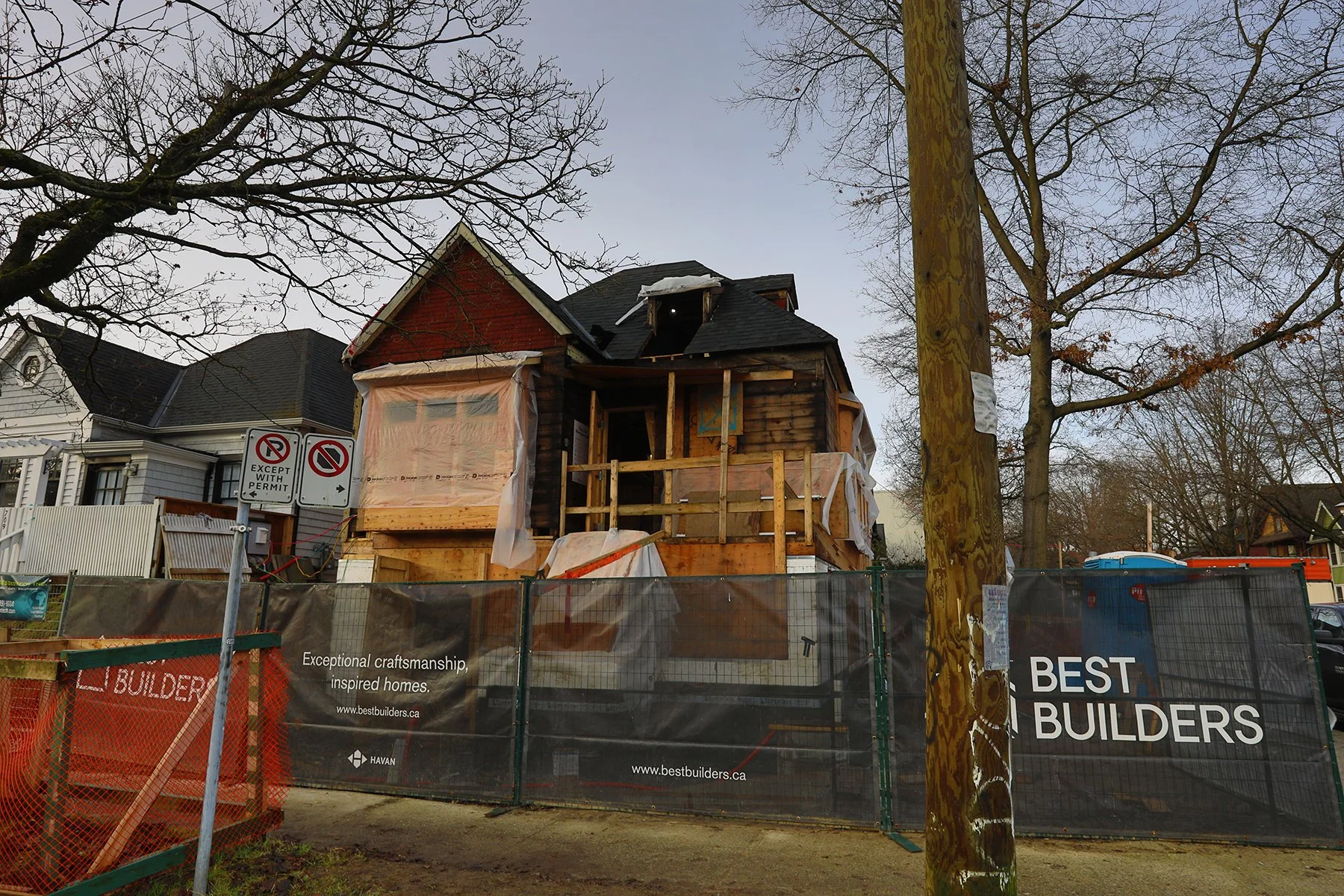 703 Heatley Const_Jan 19_2023_HDR5D2918_4x6.jpg