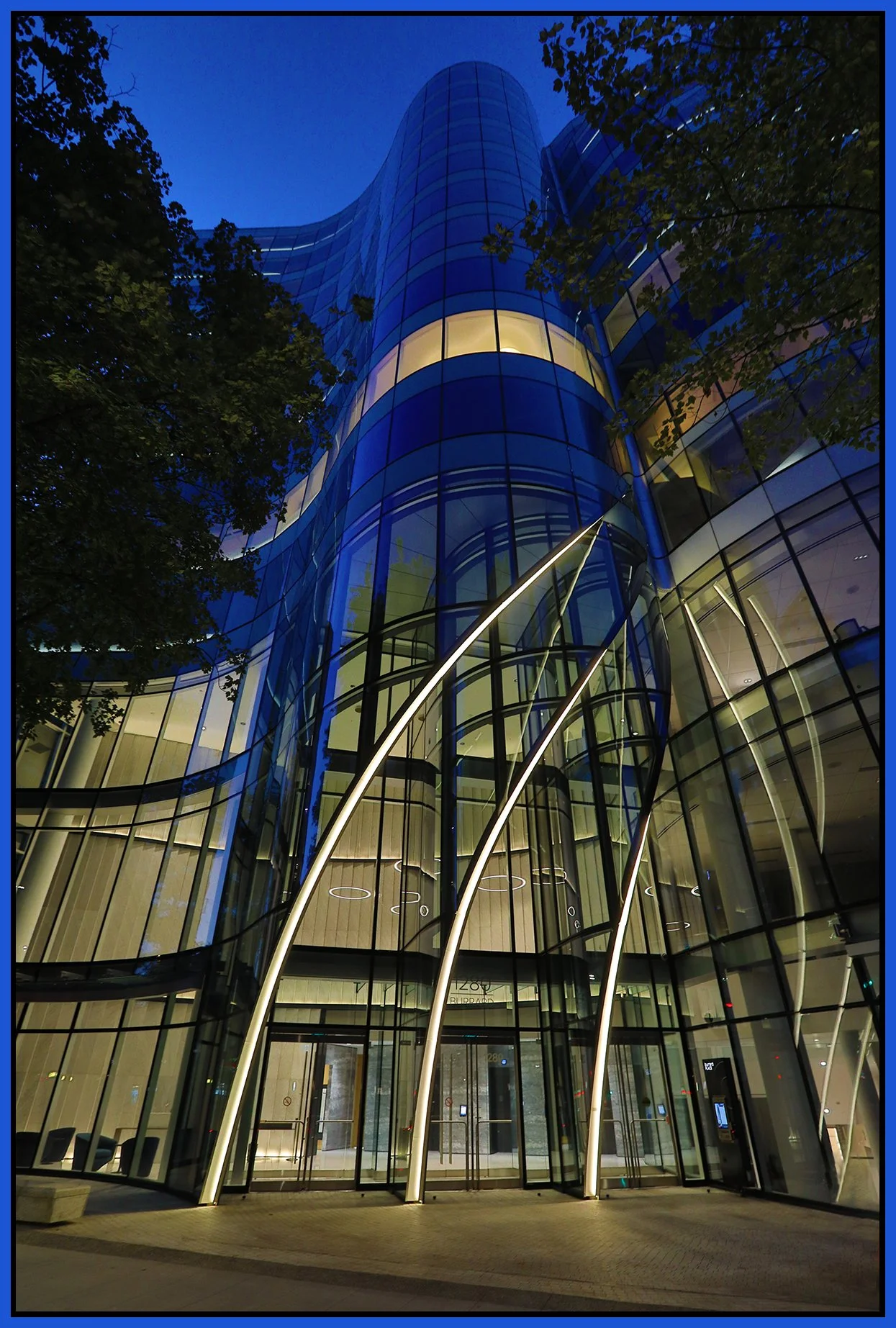 1280 Burrard St_Sep 8_2022_HDR_5B7867_4x6s.jpg