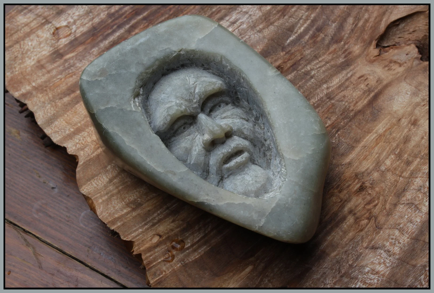 VDF Carving_Dec 20_2009_7896_4x6s.jpg