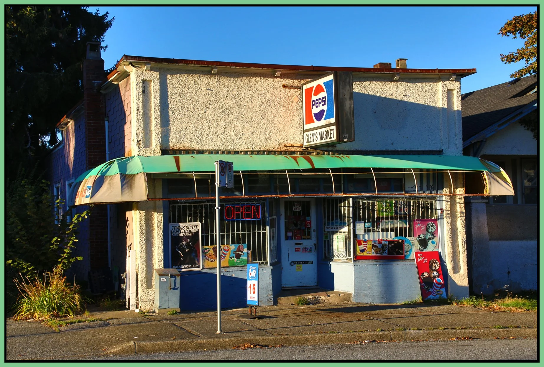 Glen's Mkt on Dundas_Oct 2_2016_HDR_L0522_4x6s.jpg