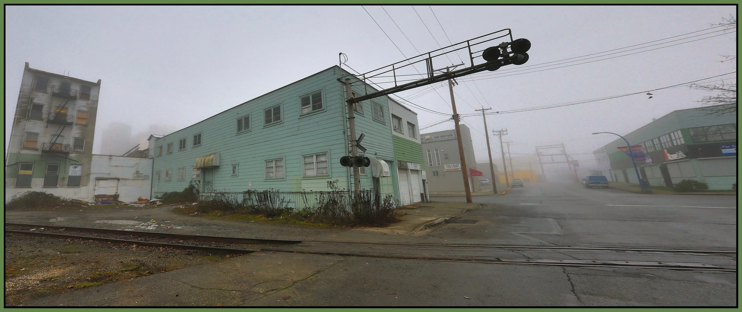 East Van_Jan 19_2013_HDR_Pan_C3563_1_4x10s.jpg
