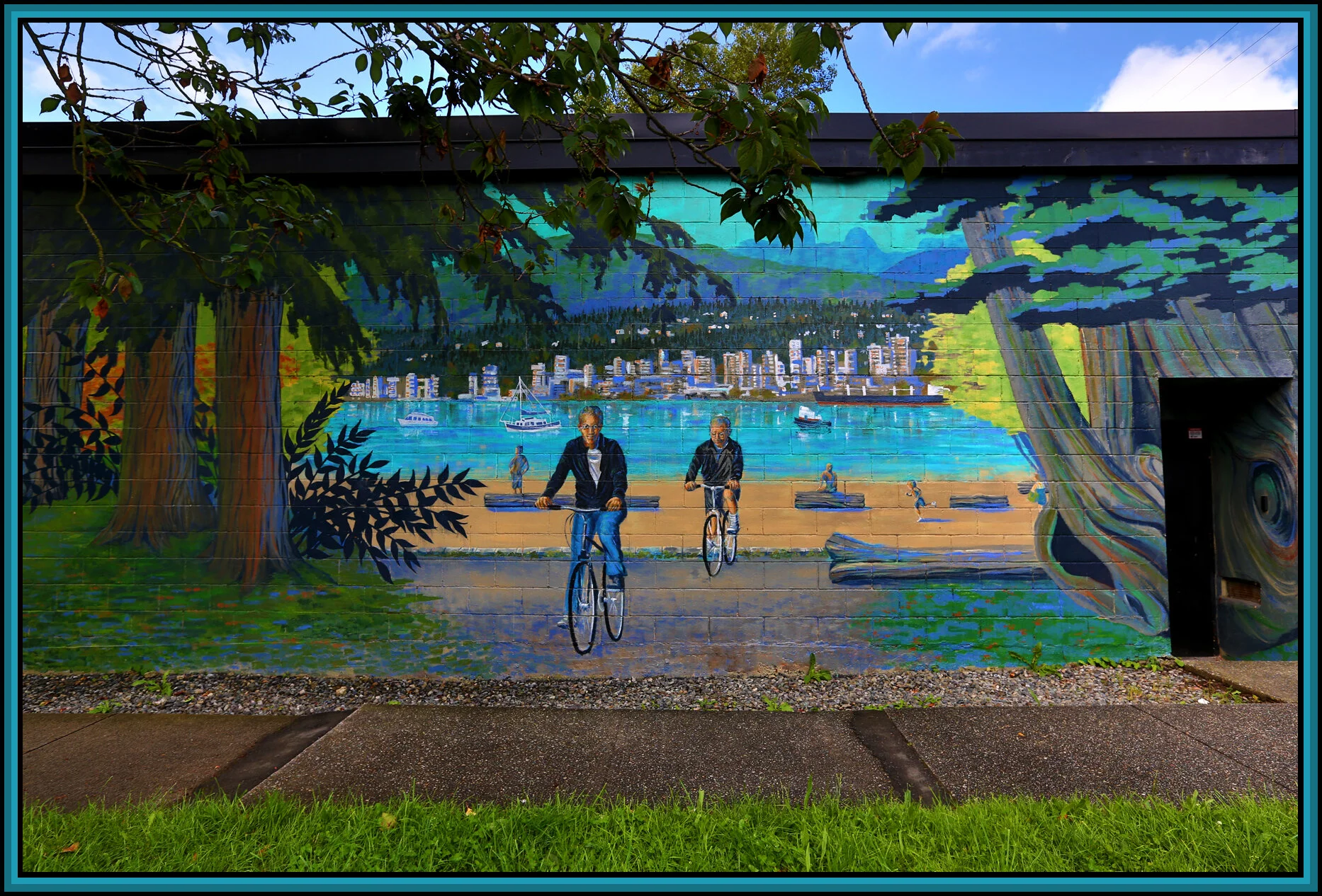 Vernon Dr Mural_Jun 9_2013_HDR_A5967_4x6s.jpg