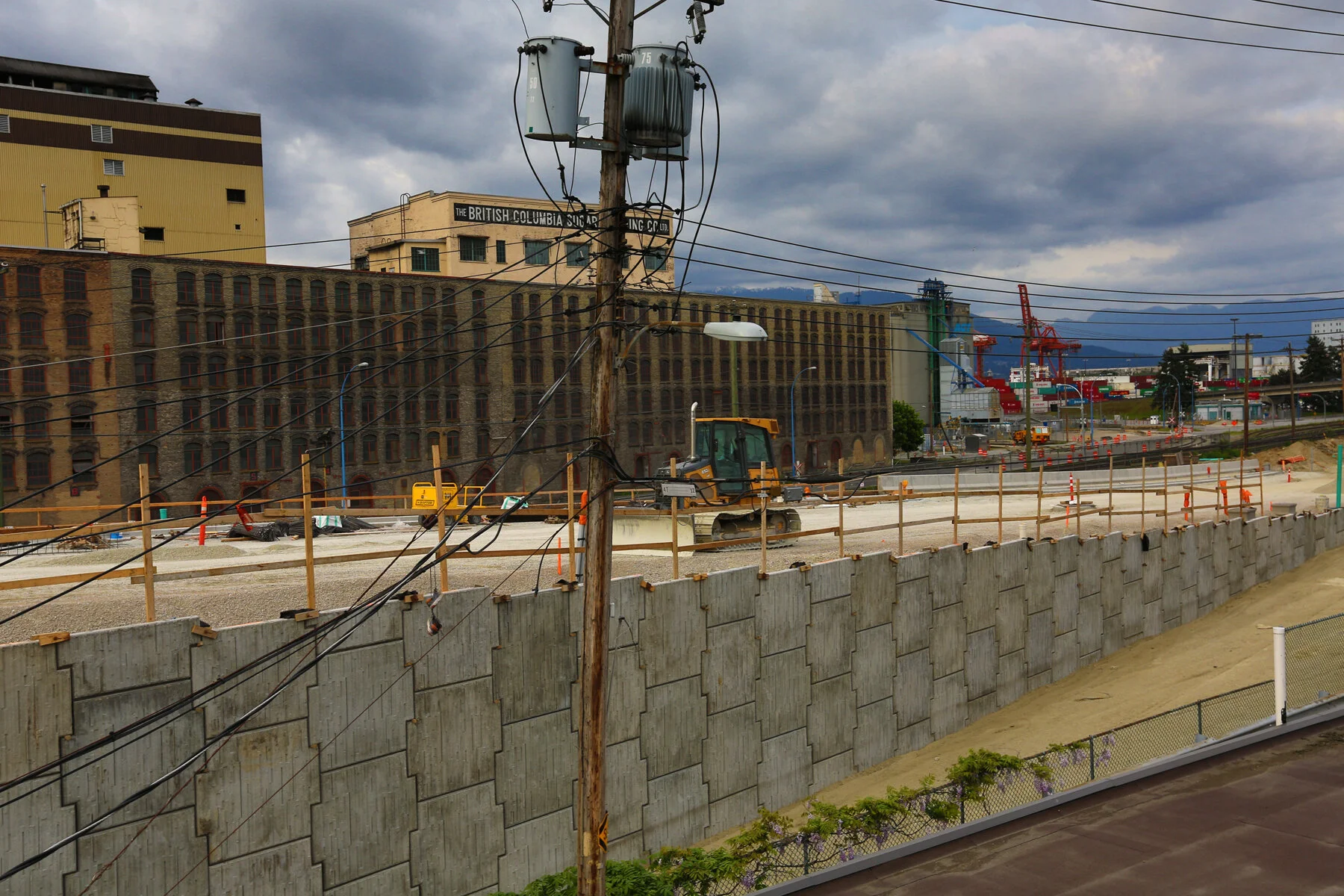 Powell Const_May 16_2014_HDR_E4428_4x6.jpg