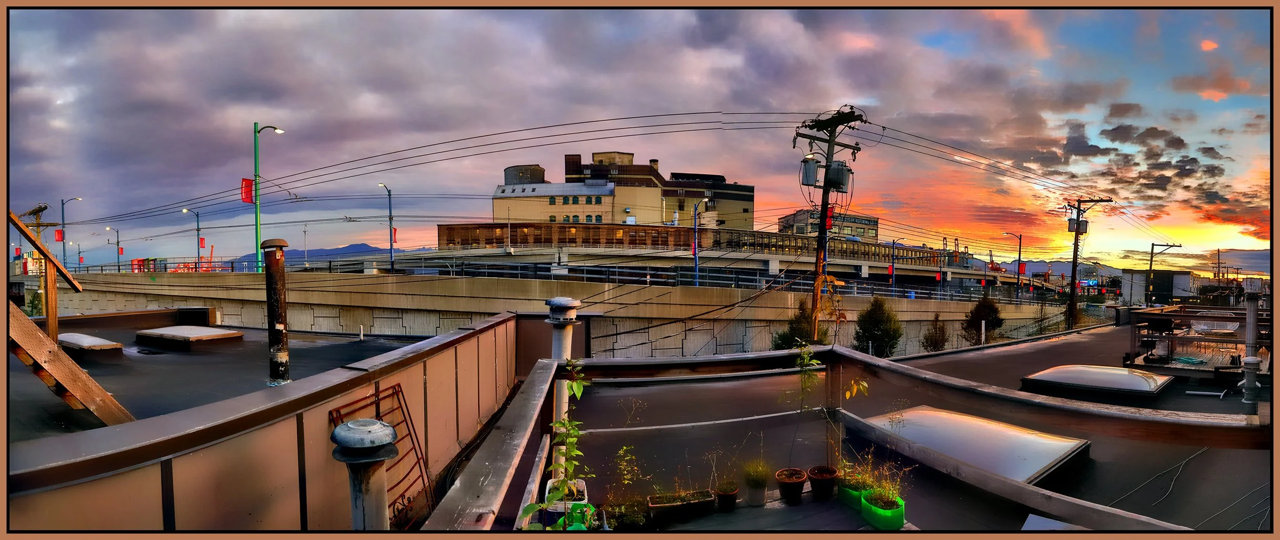 301 Raymur LkgN_Sep 24_2022_HDR_Pan_5B9333_1_peHdr2013_1_4x10s.jpg