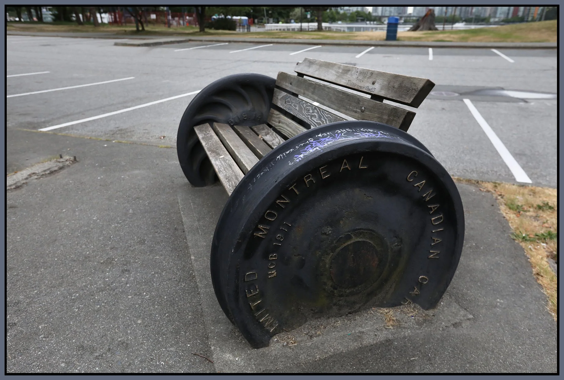 Bench on Quebec St_Jun 3_2018_HDR_C3726_4x6s.jpg