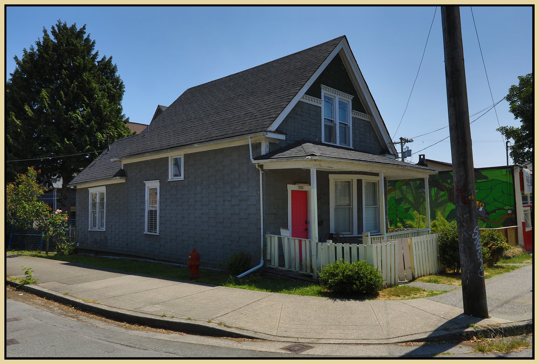 700 Vernon Dr_Jun 25_2023_HDR_5C0903_4x6s.jpg
