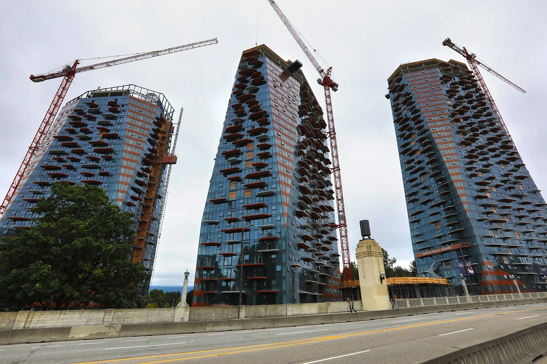 Senakw Const_Jul 24_2025_HDR_4J8613_4x6.jpg