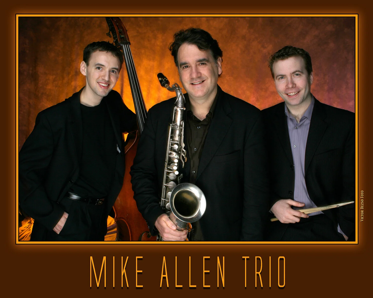 Mike Allen Trio_1368_1_4x5.jpg