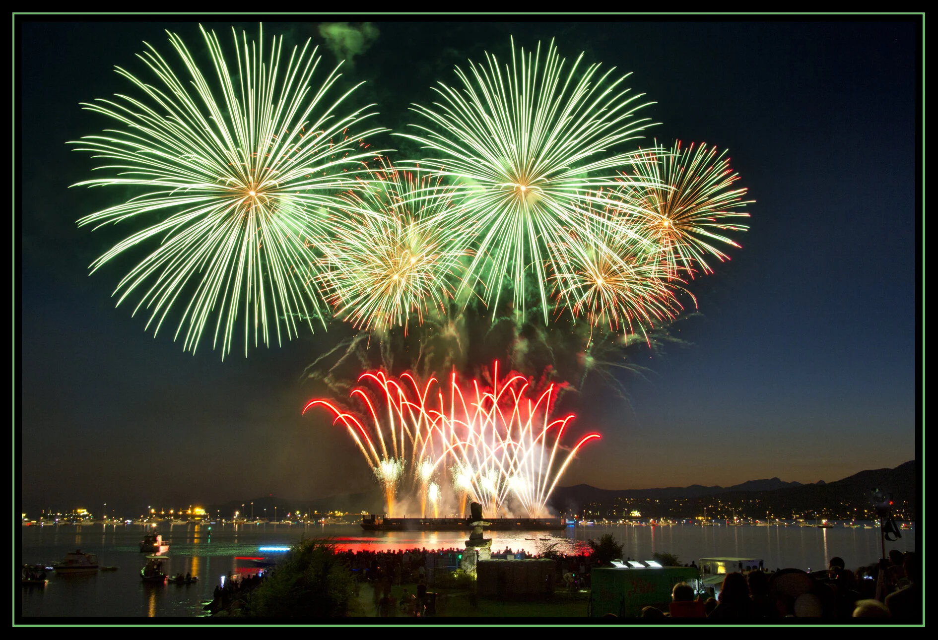 Fireworks VietNam_Jul 28_2012_6058_4x6s.jpg