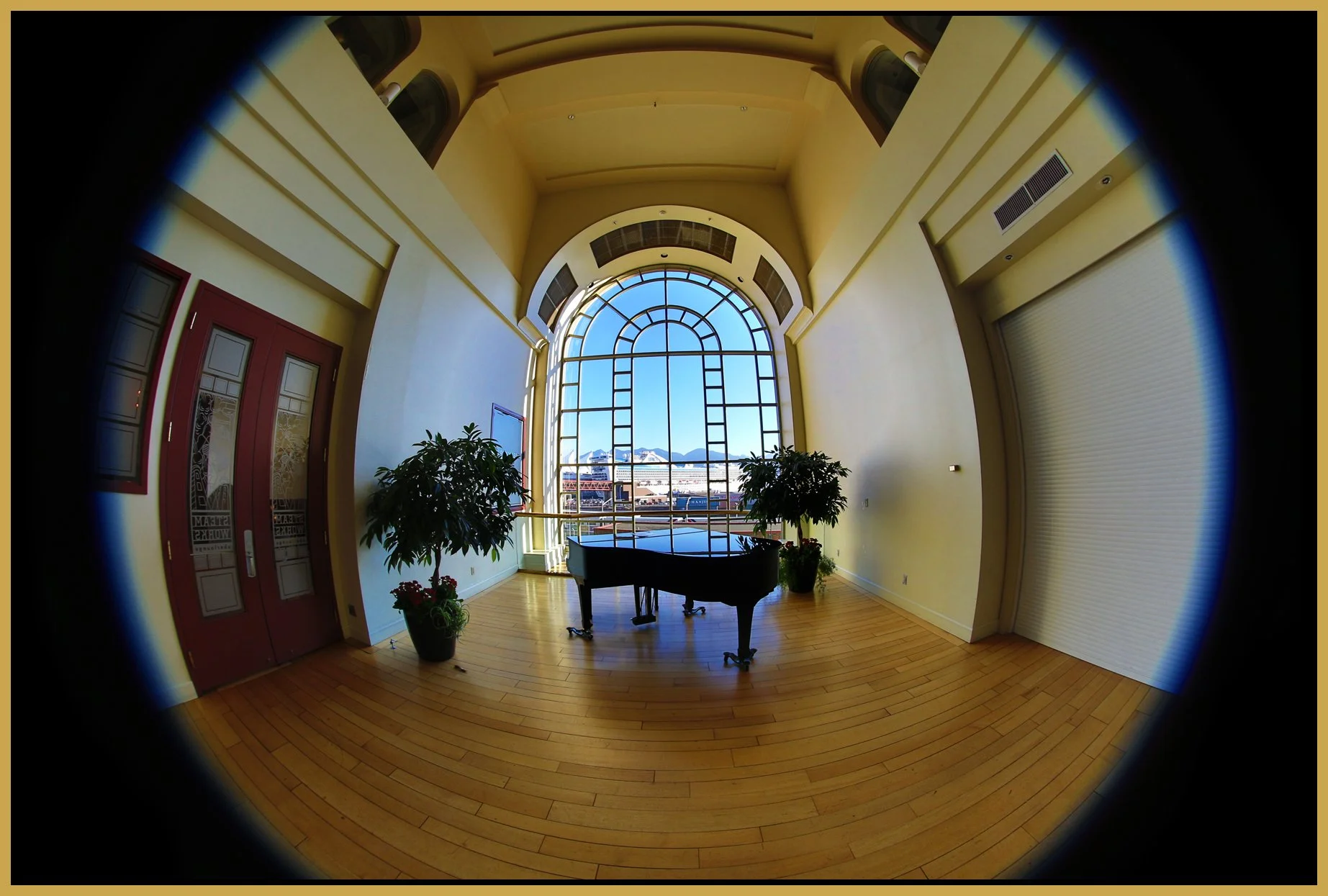 Gastown Landmark_Aug 22_2015_HDR_H0882_4x6s.jpg